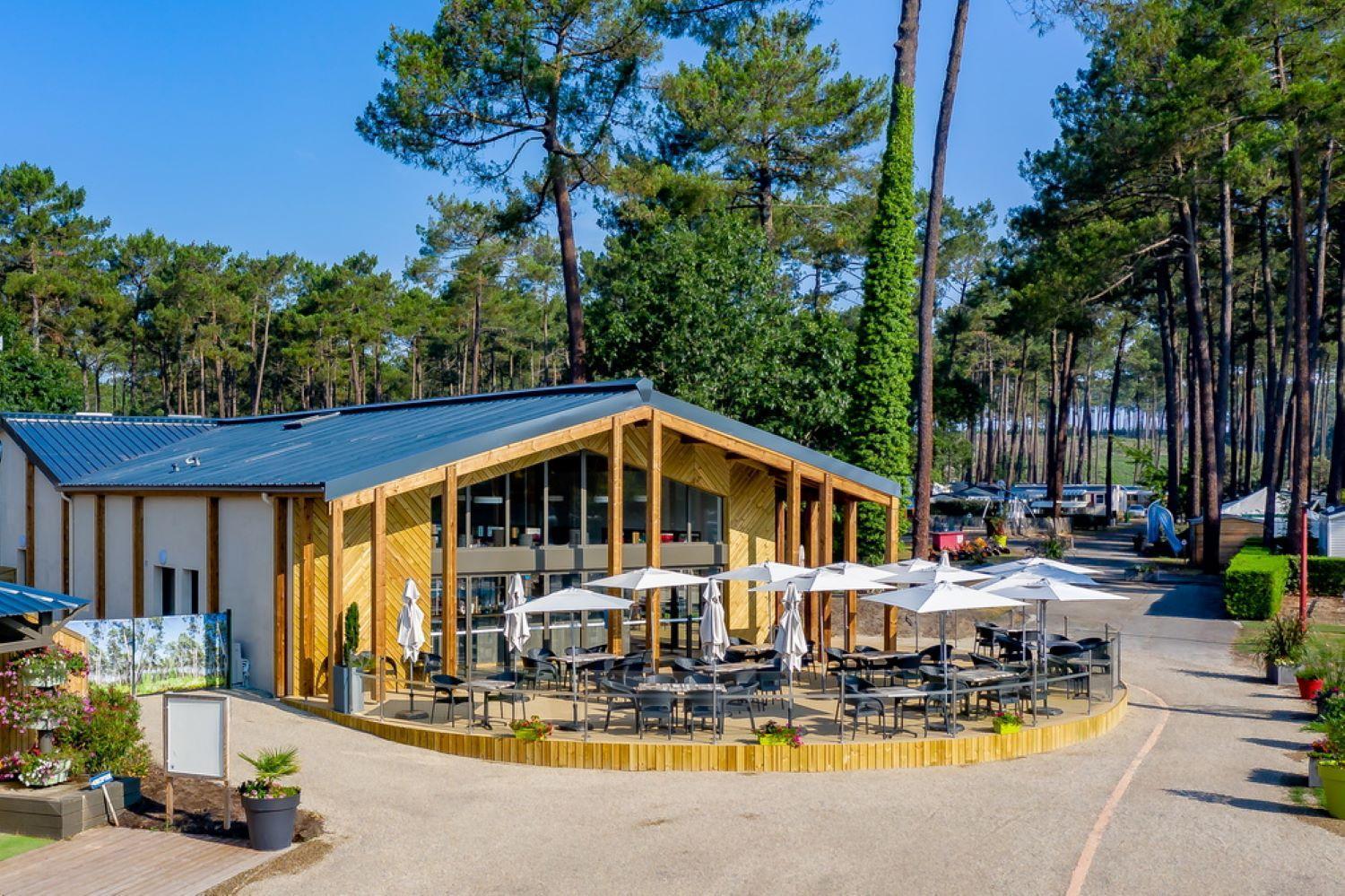 Sbvacances Tout Confort 2Ch Et 1Sdb, Environnement Calme Et Verdoyant Dans Camping 4 Etoiles Saint-Julien-en-Born Buitenkant foto