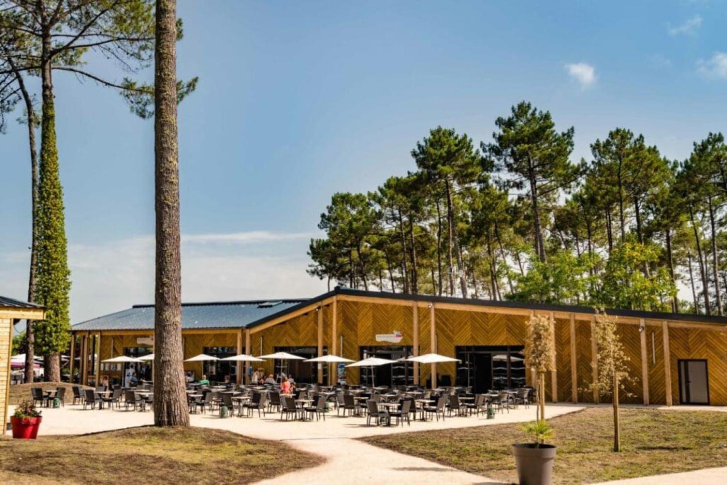 Sbvacances Tout Confort 2Ch Et 1Sdb, Environnement Calme Et Verdoyant Dans Camping 4 Etoiles Saint-Julien-en-Born Buitenkant foto
